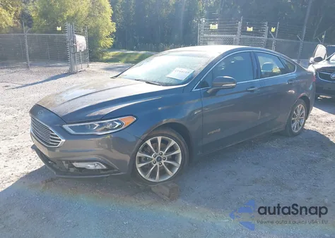 2017 Ford Fusion Hybrid Se z USA, uszkodzony, nr VIN 3FA6P0LU7HR103261